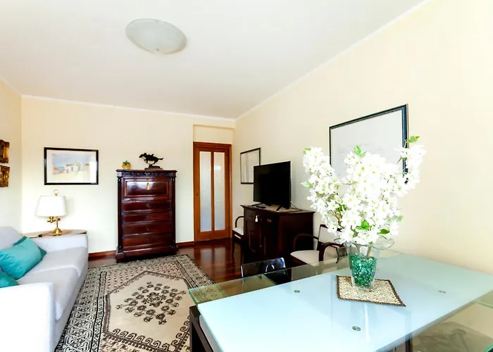 Appia Nuova Lucrezia Apartment