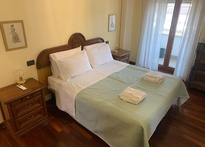 Appia Nuova Lucrezia Apartment